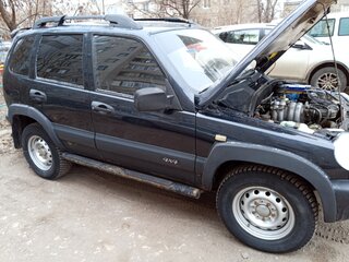 2006 Chevrolet Niva I, чёрный, 350000 рублей, вид 3