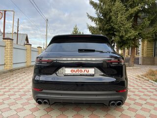 2019 Porsche Cayenne III, чёрный, 6900000 рублей, вид 5