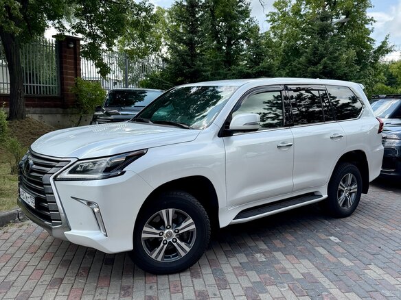 2020 Lexus LX 450d III Рестайлинг 2, белый, 7550000 рублей - вид 14