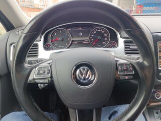 2012 Volkswagen Touareg II, серый, 2140000 рублей, вид 5