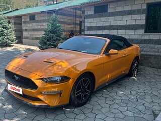 2018 Ford Mustang VI Рестайлинг, оранжевый, 2300000 рублей, вид 5