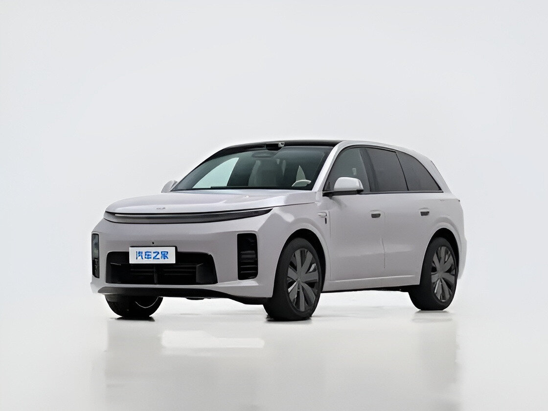 Открыть фотографии: Li Auto (Lixiang) L6 II