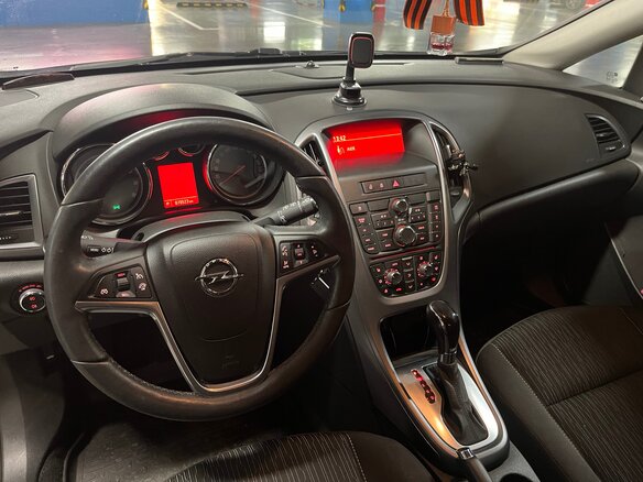 2014 Opel Astra J Рестайлинг, коричневый, 1300000 рублей - вид 8