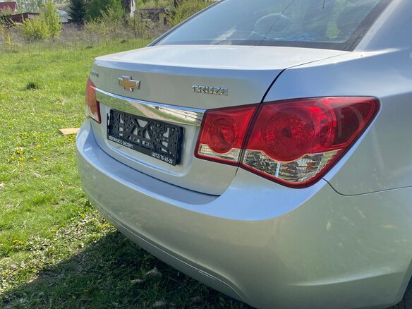 2011 Chevrolet Cruze I, серебристый, 550000 рублей - вид 13