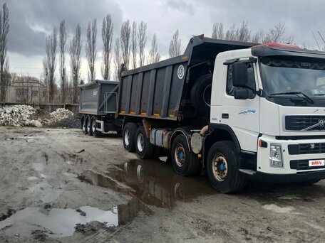 2003 Volvo FM, белый, 5850000 рублей, вид 2