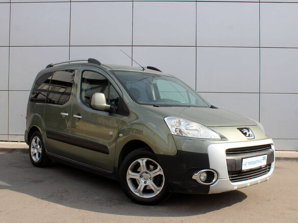 2011 Peugeot Partner 7 Seats II Рестайлинг, зелёный - вид 1