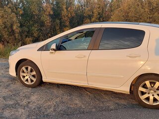 2011 Peugeot 308 I Рестайлинг, белый, 500000 рублей, вид 5
