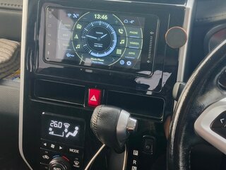 2017 Toyota Roomy I, серебристый, 990000 рублей, вид 3