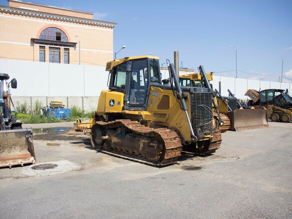 2011 John Deere 850J, золотистый