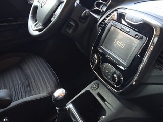 2017 Renault Kaptur I, серебристый, 1800000 рублей, вид 4