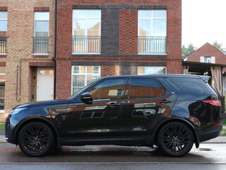 2020 Land Rover Discovery V, чёрный, 3950000 рублей, вид 4