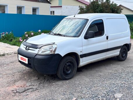 2011 Peugeot Partner, белый, 440000 рублей, вид 3