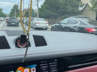 2018 Porsche Cayenne III, чёрный, 5500000 рублей, вид 3