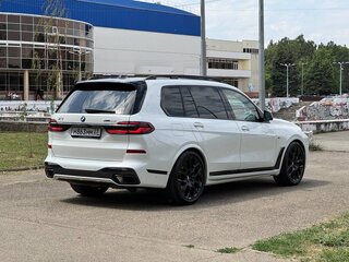 2025 BMW X7 40i I (G07) Рестайлинг, белый, 14999000 рублей, вид 3