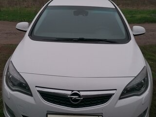 2011 Opel Astra J, белый, 945000 рублей, вид 1