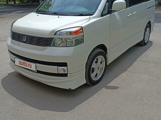 2001 Toyota Voxy I (R60), белый, 1000000 рублей, вид 4