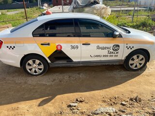 2015 Skoda Rapid I, белый, 650000 рублей, вид 2