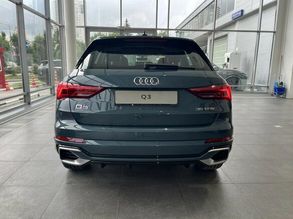 2026 Audi Q3 35 TFSI II (F3), зелёный, 4550000 рублей - вид 7