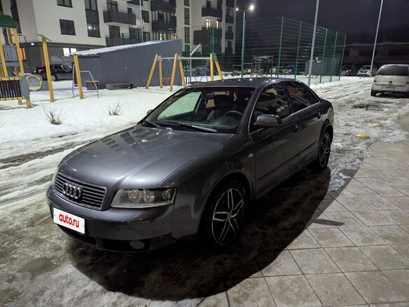 2002 Audi A4 II (B6), белый, 450000 рублей