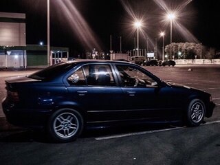 1993 BMW 3 серии 318i III (E36), синий, 435000 рублей, вид 2