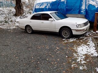 1991 Toyota Crown IX (S140), белый, 290000 рублей, вид 3
