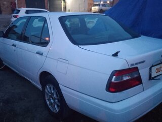 2001 Nissan Bluebird XI (U14), белый, 299999 рублей, вид 4