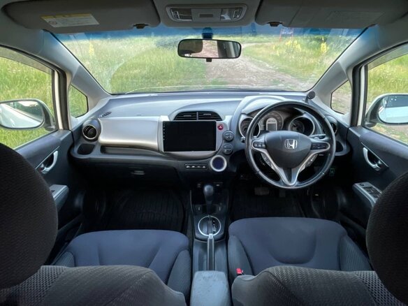 2010 Honda Fit Hybrid II, белый - вид 7