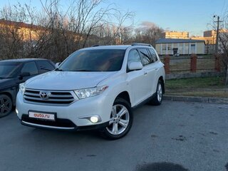 2011 Toyota Highlander II (XU40) Рестайлинг, белый, 2400000 рублей, вид 1