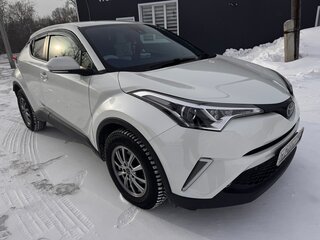 2019 Toyota C-HR I Рестайлинг, белый, 2200000 рублей, вид 1