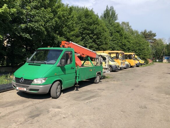 2000 Mercedes-Benz Sprinter, зелёный, 3500000 рублей - вид 2