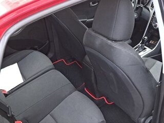 2012 Hyundai i30 II, красный, 900000 рублей, вид 3