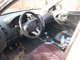 2011 Kia Ceed I Рестайлинг, серебристый, 570000 рублей, вид 5