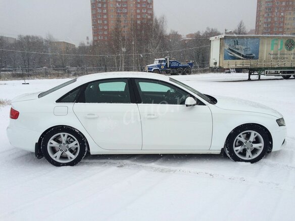 2010 Audi A4 IV (B8), белый, 1200000 рублей - вид 15