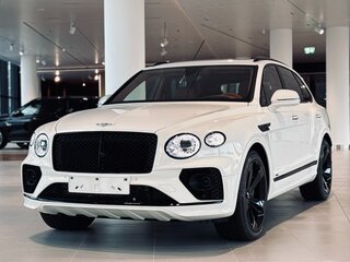 2023 Bentley Bentayga I Рестайлинг, белый, 44550000 рублей, вид 1