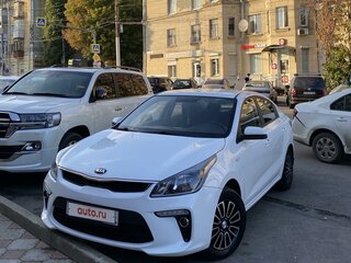 2018 Kia Rio IV, белый, 1750000 рублей, вид 3