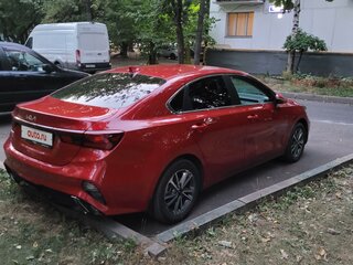 2021 Kia Cerato IV Рестайлинг, красный, 2050000 рублей, вид 5