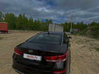 2018 Kia Optima IV Рестайлинг, коричневый, 1450000 рублей, вид 3