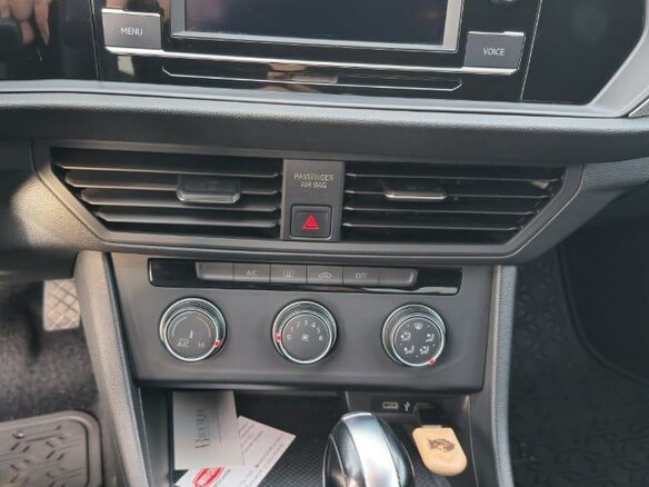 2020 Volkswagen Jetta 6-speed VII, белый - вид 17