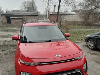 2019 Kia Soul III, красный, 1900000 рублей, вид 3