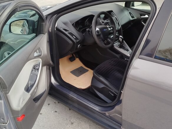 2012 Ford Focus III, коричневый, 760000 рублей - вид 8