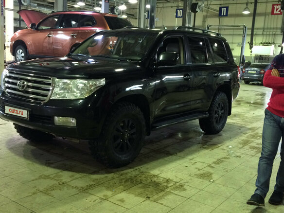 2008 Toyota Land Cruiser 200 Series, чёрный - вид 1