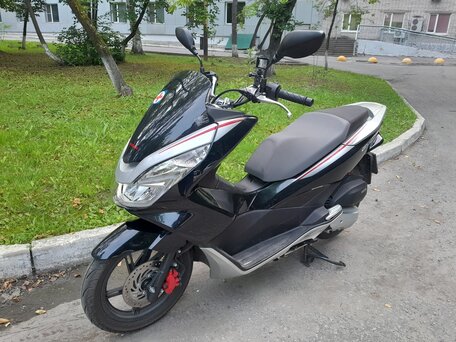 2015 Honda PCX 150, чёрный, 300000 рублей, вид 2