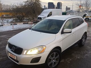 2013 Volvo XC60 I, белый, 1450000 рублей, вид 1
