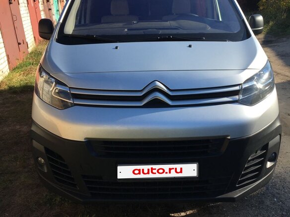 2017 Citroen Jumpy III, серебристый, 2300000 рублей - вид 2