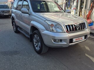 2005 Toyota Land Cruiser Prado 4-speed 120 Series, серебристый, 2550000 рублей, вид 1