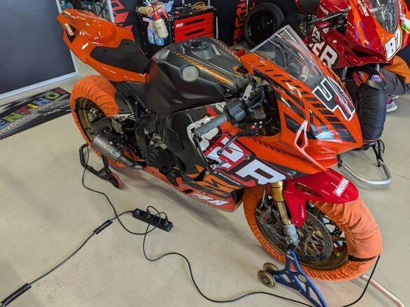 2017 Honda CBR 1000 RR/RA Fireblade, красный, 1100000 рублей