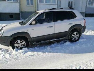 2008 Hyundai Tucson I, белый, 900000 рублей, вид 2
