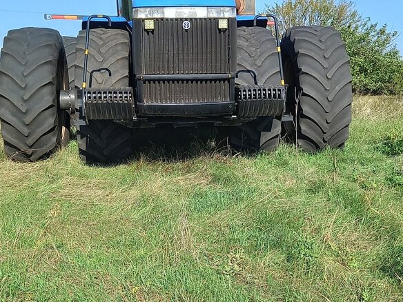 2008 New Holland T9040, синий, 9450000 рублей - вид 2