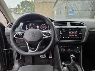 2019 Volkswagen Tiguan II, чёрный, 3350000 рублей, вид 5