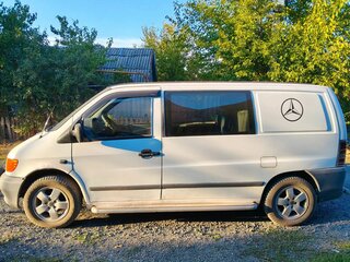 1999 Mercedes-Benz Vito 108 CDI I (W638), белый, 650000 рублей, вид 2